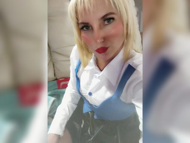 GiuliaAddams - Sexe cam en vivo - 24548117