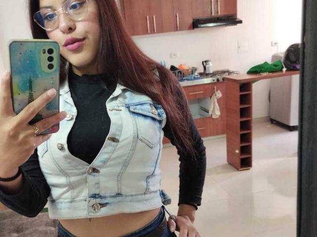 ElaiaaBakerr - Live sex cam - 24549905