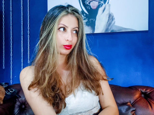 DominatrixLeila - Live sex cam - 24550589