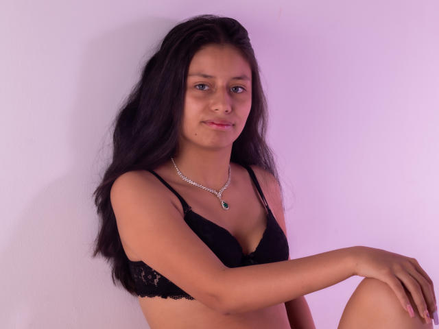 AteneaSexy69 - Live sex cam - 24556485