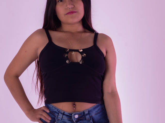 MelanieGates - Live porno og sexkamera - 24558661