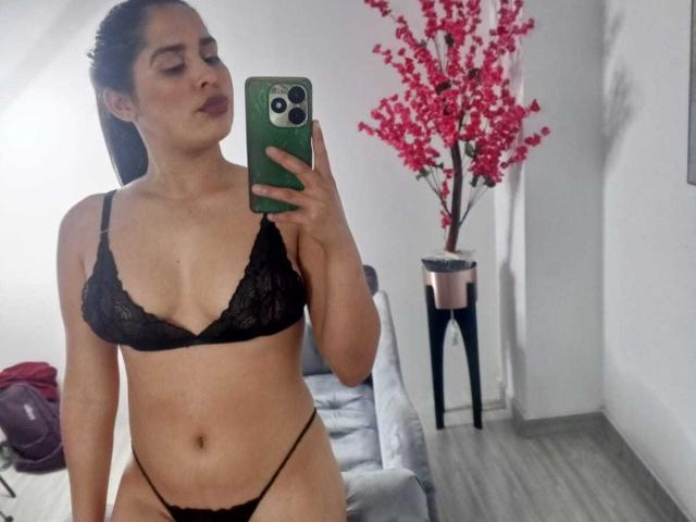 ZayleeVey - Live sex cam - 24560021