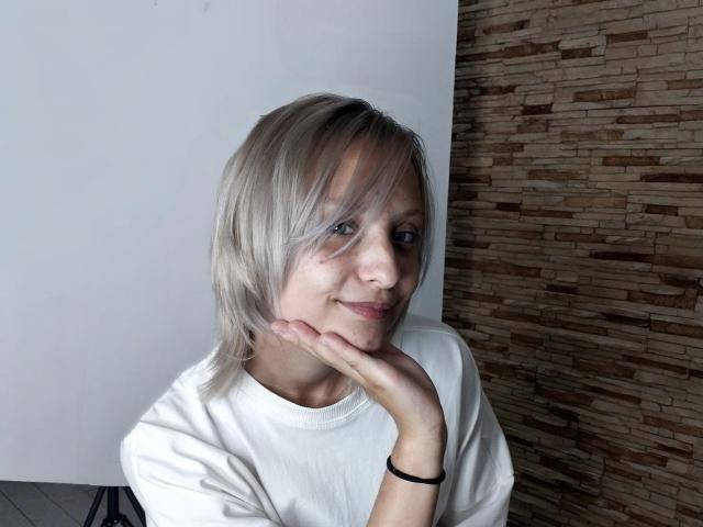 JessicaMaliver - Live Sex Cam - 24561901