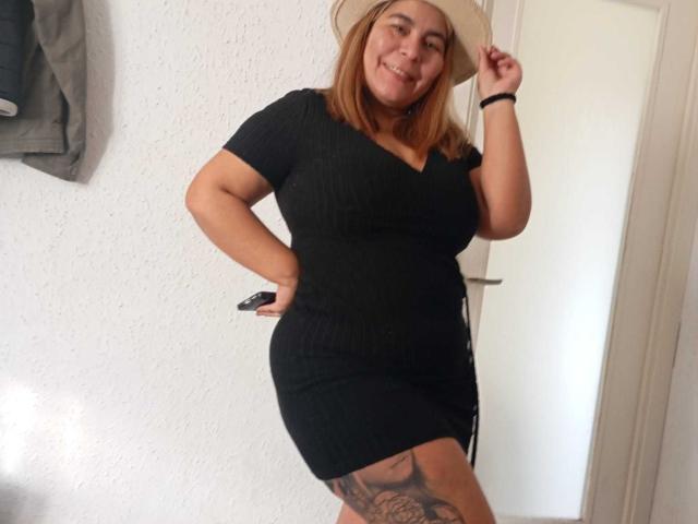 LouiseSexBigBoobs - Sexe cam en vivo - 24565589