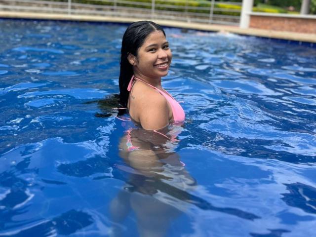 BiancaMayers - Live Sex Cam - 24567217