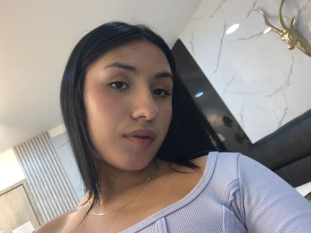 NickiClark - Live sex cam - 24568965