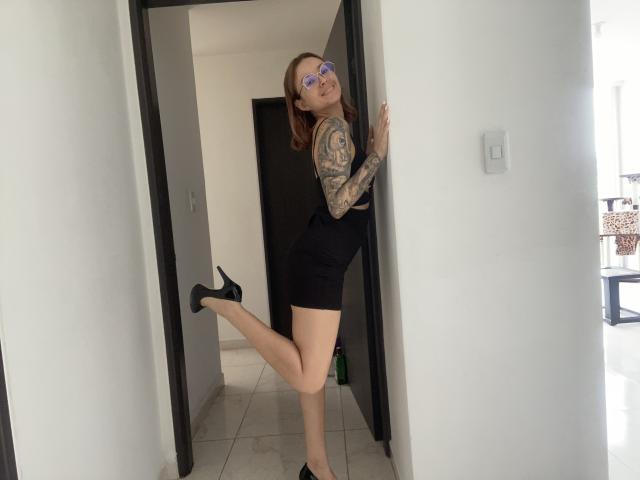 LyssaRou - Live Sex Cam - 24570421