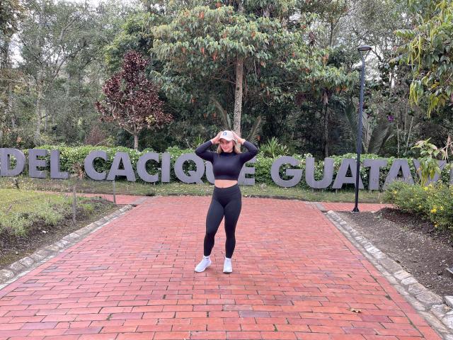 AtheneaRossi - Live sex cam - 24570517