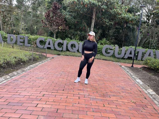 AtheneaRossi - Live sex cam - 24570741