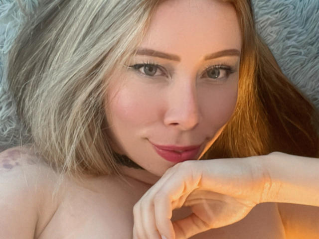 JennyLawry - Live sexe cam - 24572921