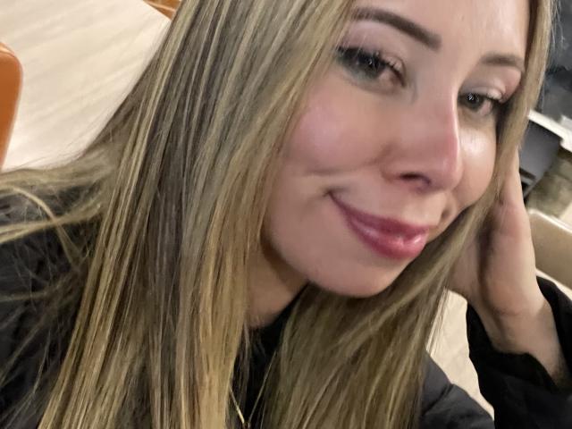 JennyLawry - Live porno og sexkamera - 24572961