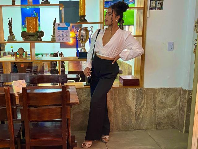 SophieSonyas - Live porn &amp; sex cam - 24573397