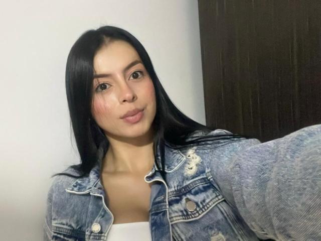 IsabellaJames - Live sex cam - 24574873