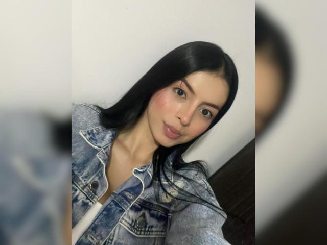 IsabellaJames - Sexe cam en vivo - 24574881