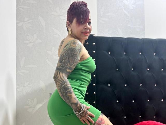 AntonellaStik - Live sex cam - 24576445