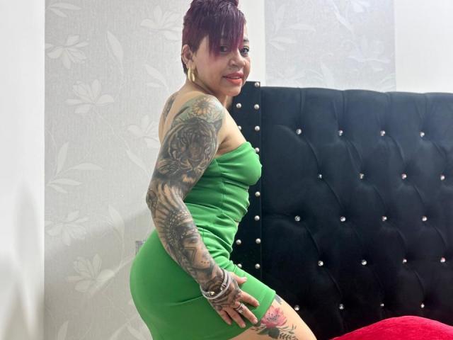 AntonellaStik - Live sex cam - 24576493