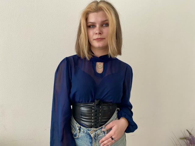 Meddi - Live sex cam - 24578809