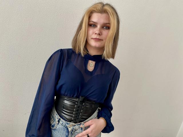 Meddi - Live sex cam - 24578813