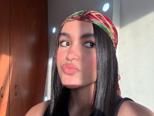 MiiaPalmer - Live sex cam - 24579265