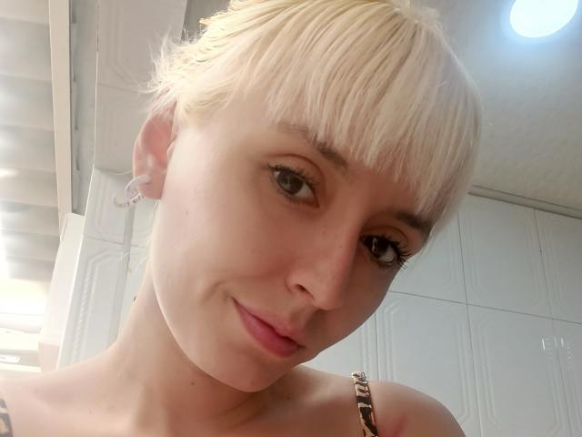 SaraleePoison - Sexe cam en vivo - 24580169