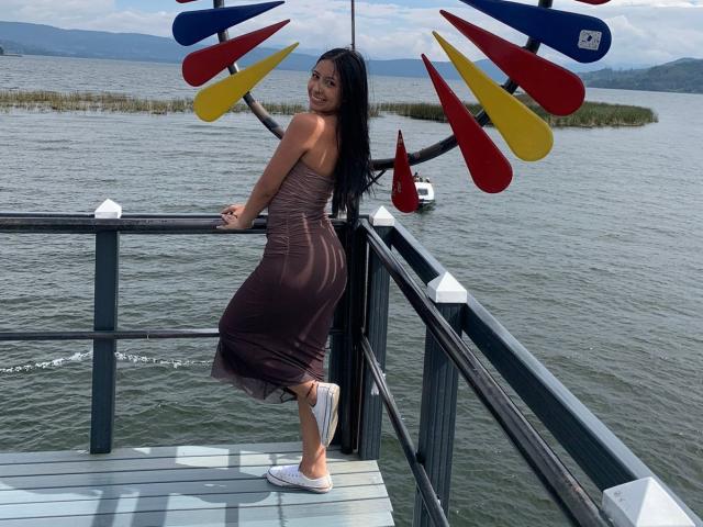 KendhalLee - Live Sex Cam - 24584589