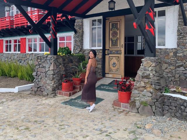 KendhalLee - Live Sex Cam - 24584609