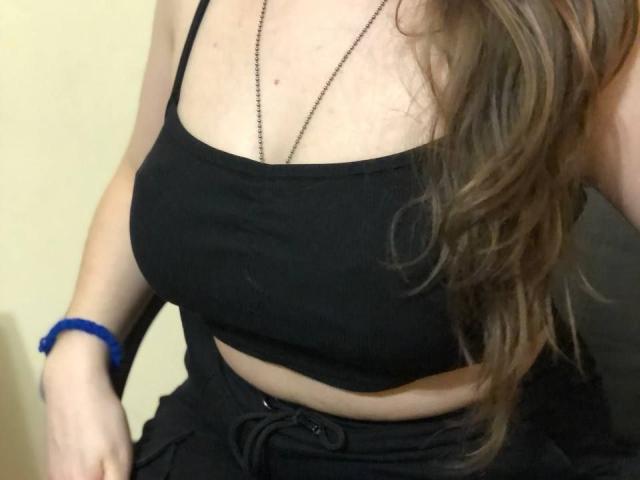 Lazalia - Live porn &amp; sex cam - 24584997