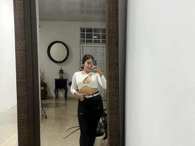 SharonKlart - Live porn &amp; sex cam - 24585541