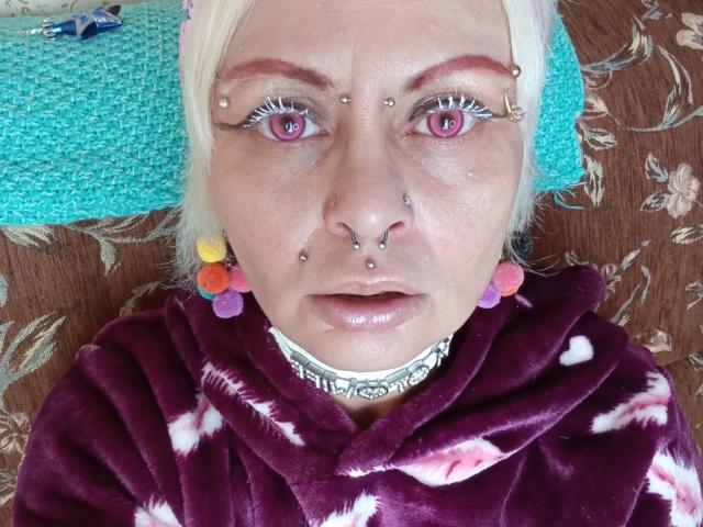 Icecandyshokolade - Live porn &amp; sex cam - 24590441