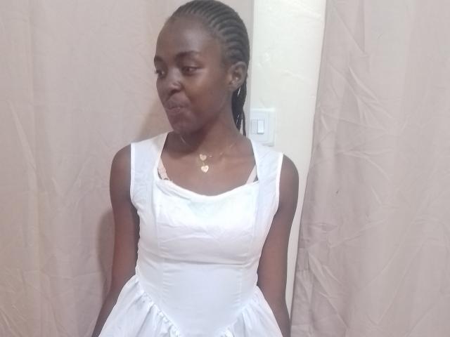 Shaznesh - Live sex cam - 24592377