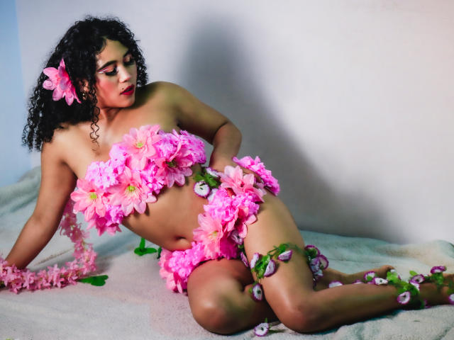 SophieSonyas - Sexe cam en vivo - 24592781