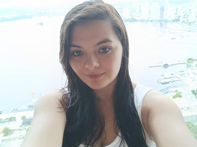 katherinLatin - Sexe cam en vivo - 24595369