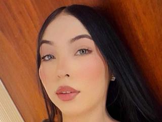 LucyArnoldd - Live sex cam - 24595873