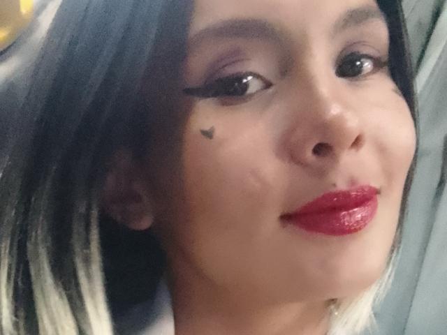 LoreanaAdams - Live sex cam - 24600041