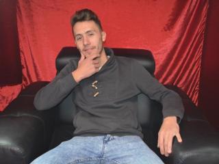 TaylorBoss - Live sexe cam - 2460485