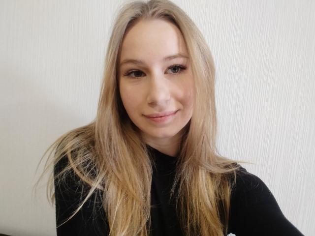 VikaWarmth - Live Sex Cam - 24610921