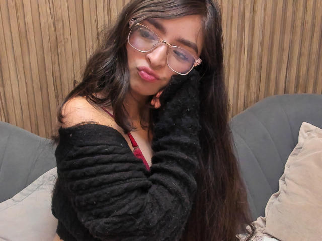 EvaMcAllister - Live sex cam - 24619213