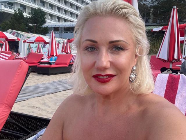 SummerCheryl - Live Sex Cam - 24621113