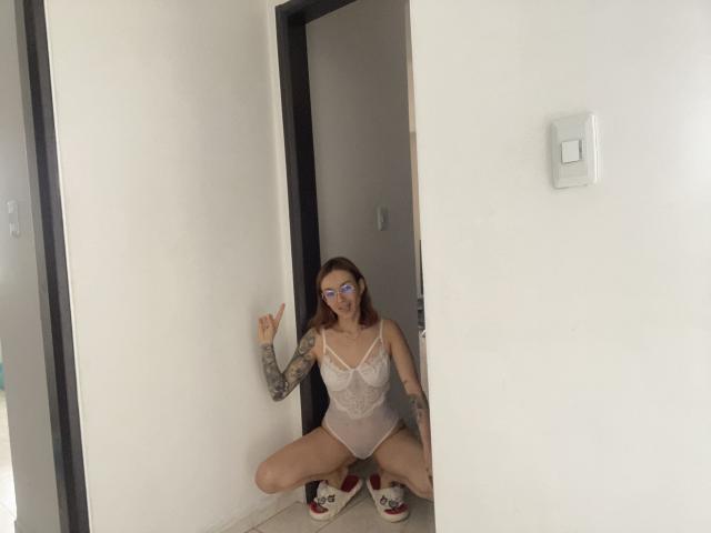 SarahRousen - Camera khiêu dâm &amp; quyến rũ trực tiếp - 24622501