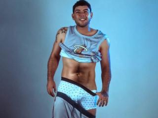 ValeryvsBigcock - Live sex cam - 24623357