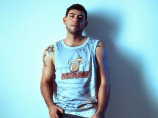 ValeryvsBigcock - Live sex cam - 24623373