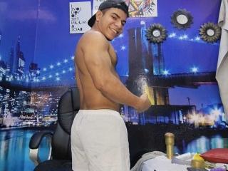 HarrinsonHairy - Sexe cam en vivo - 24623637