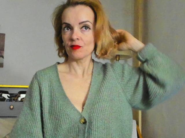 KateRouge - Live porn &amp; sex cam - 24624449