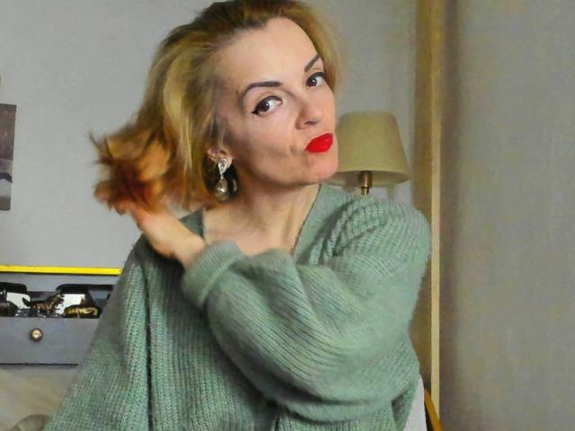 KateRouge - Sexe cam en vivo - 24624461