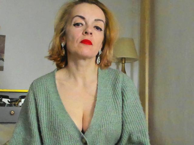 KateRouge - Live Sex Cam - 24624517