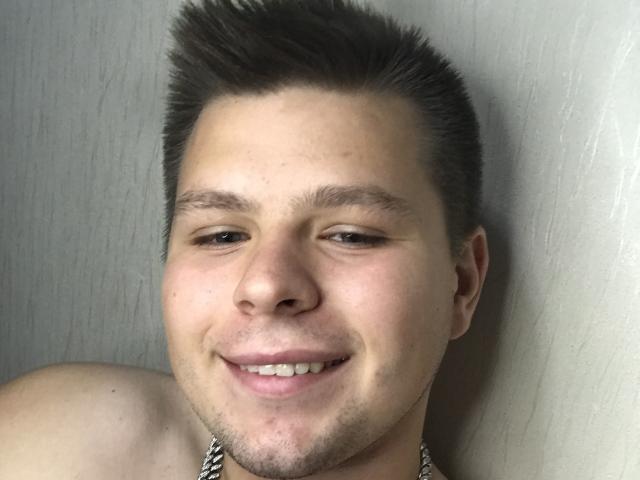 MagicH - Live Sex Cam - 24624841