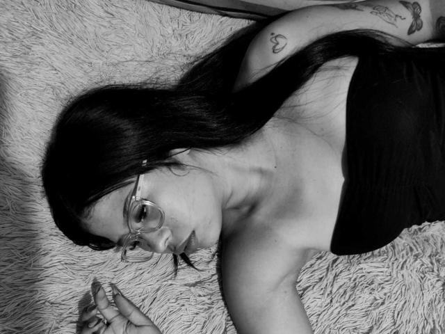 BiancaMayers - Live Sex Cam - 24625229