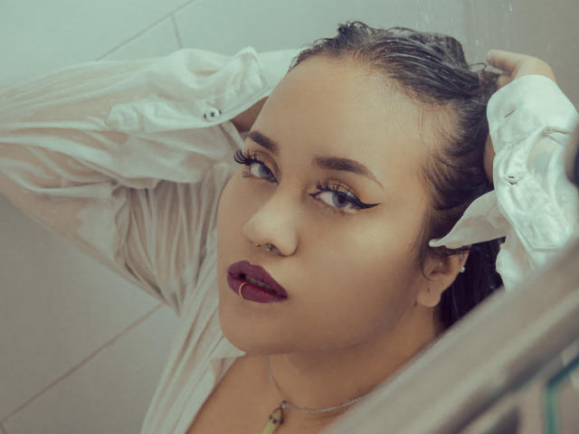 LianaMalkov - Live sexe cam - 24628173