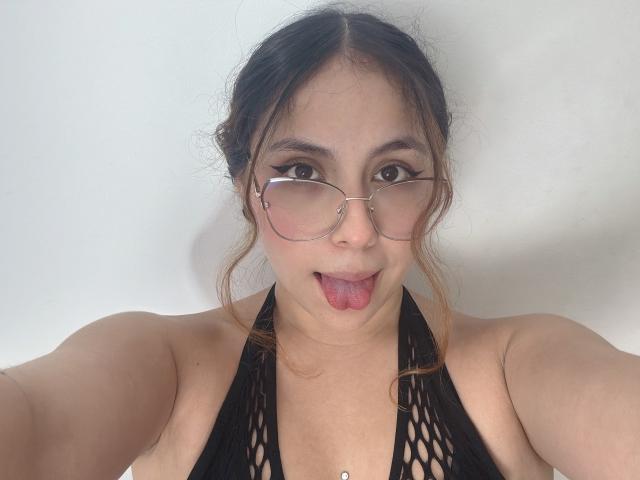 AmberlStha - Live sex cam - 24629221