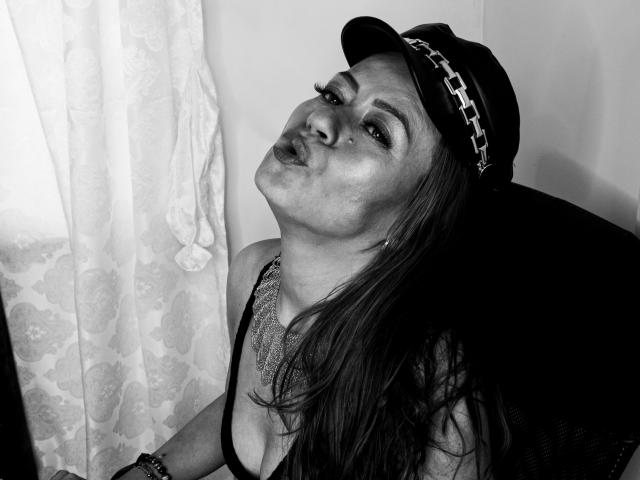 Maghenta - Live Sex Cam - 24631345